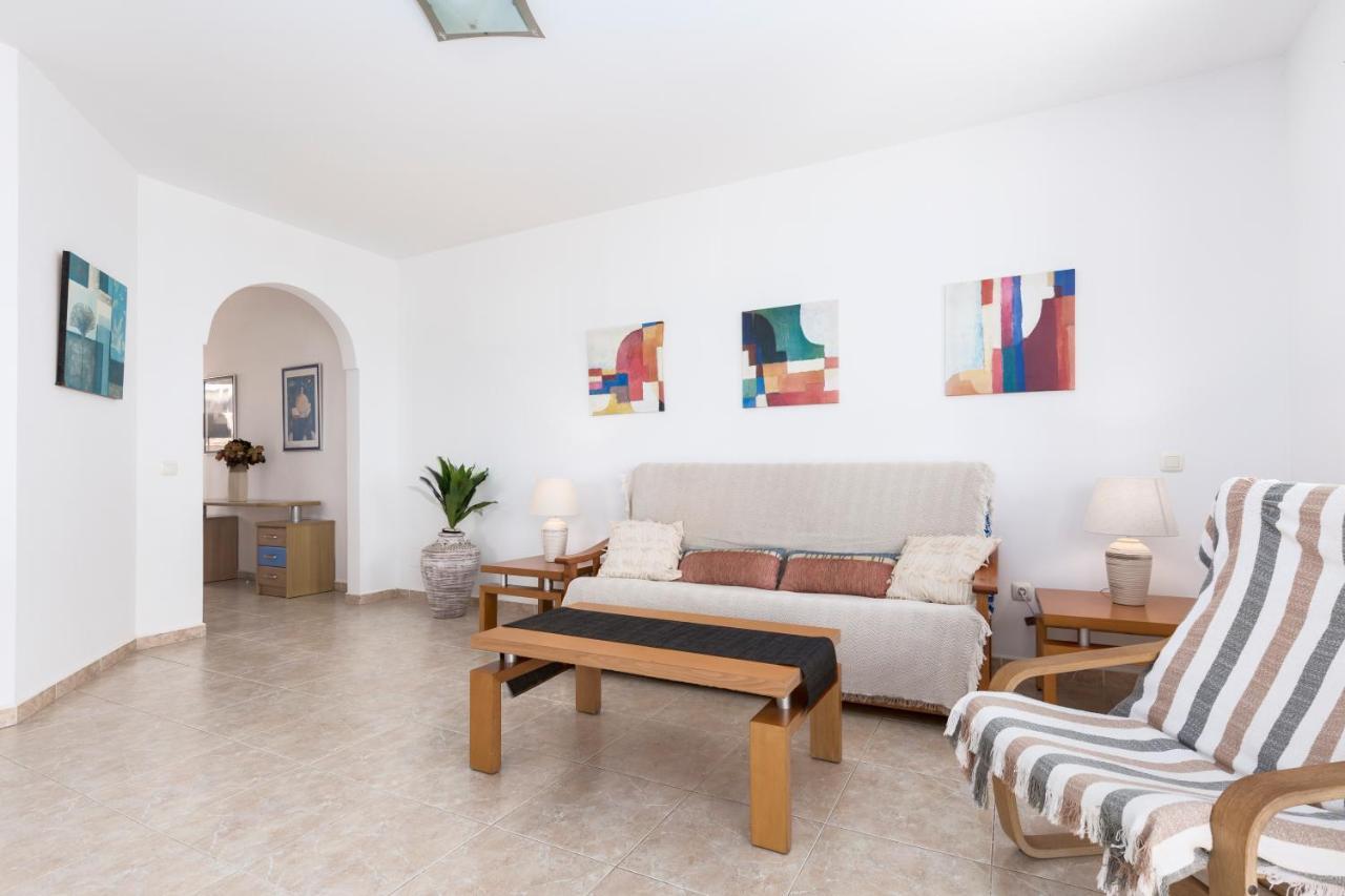 Home2Book Sea Front El Granillo, Beach & Wifi กอสตากาลมา ภายนอก รูปภาพ