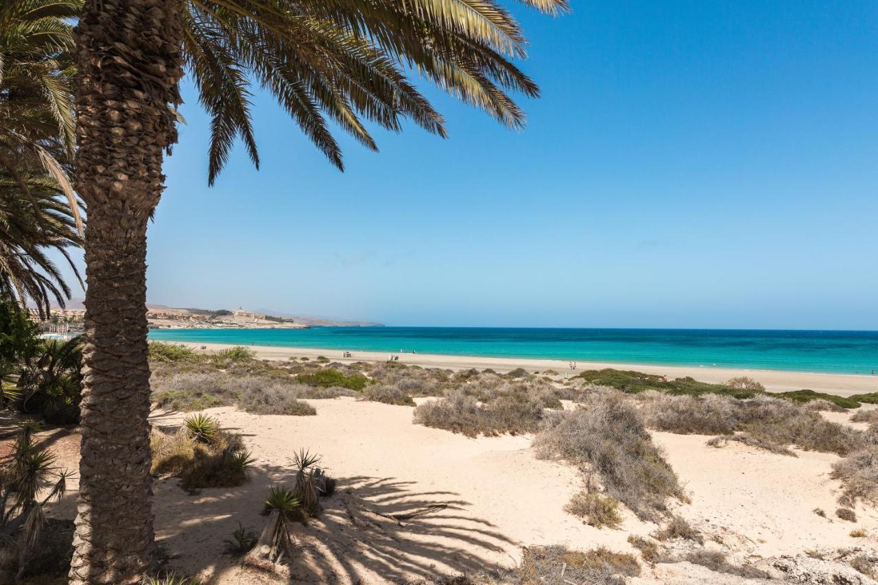 Home2Book Sea Front El Granillo, Beach & Wifi กอสตากาลมา ภายนอก รูปภาพ