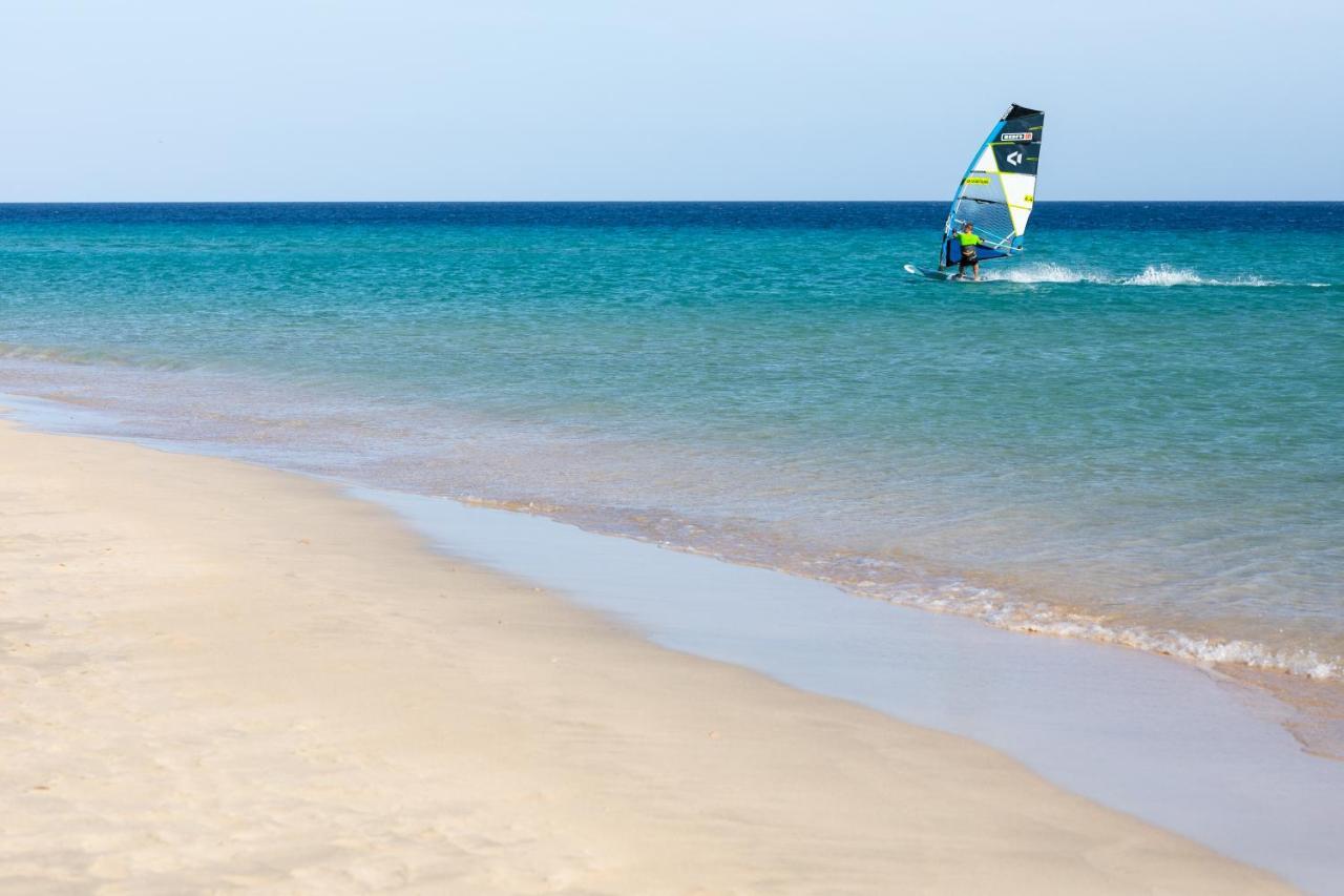 Home2Book Sea Front El Granillo, Beach & Wifi กอสตากาลมา ภายนอก รูปภาพ